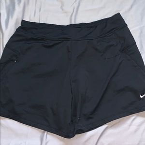 Black nike shorts
